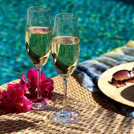 The Uza Terrace Beach Club Villas Йомитан Экстерьер фото
