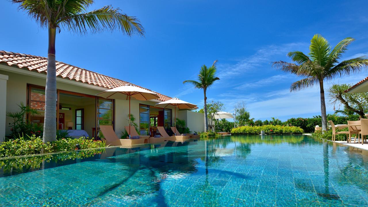 The Uza Terrace Beach Club Villas Йомитан Экстерьер фото